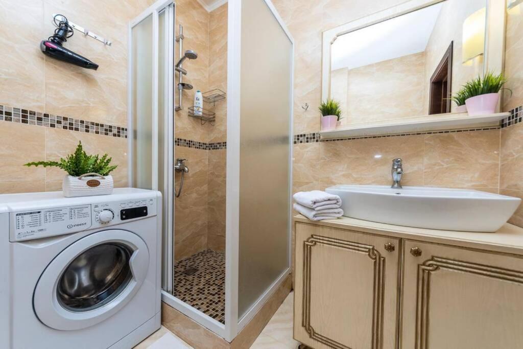 Apartments With Crazy Panoramic View Of The Dniepr كييف المظهر الخارجي الصورة